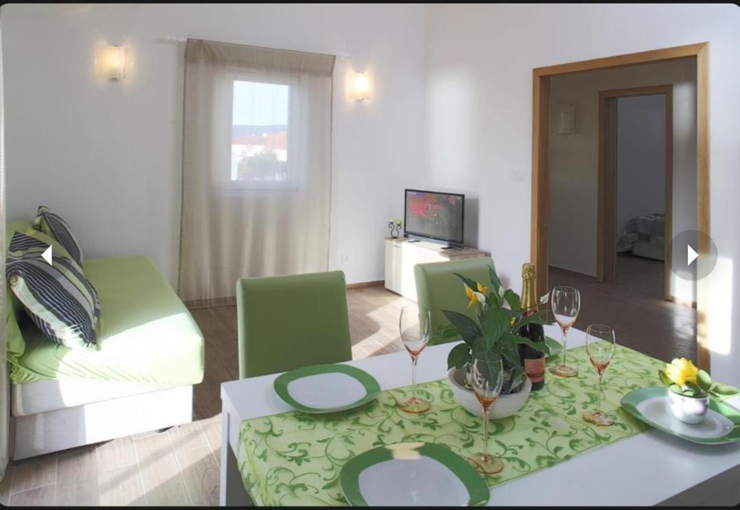 Apartman Zara Ražanj 外观 照片